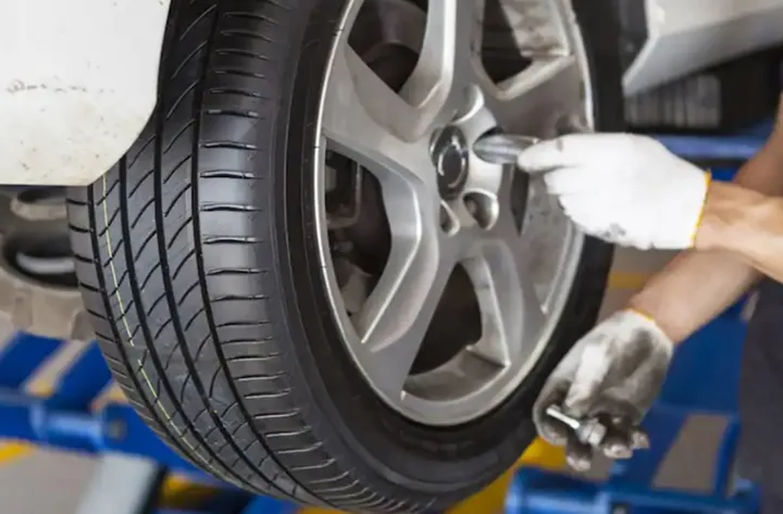 ابتکار یک مکانیک زن انتاریویی برای کمک به زنان در خصوص تعمیر ماشین